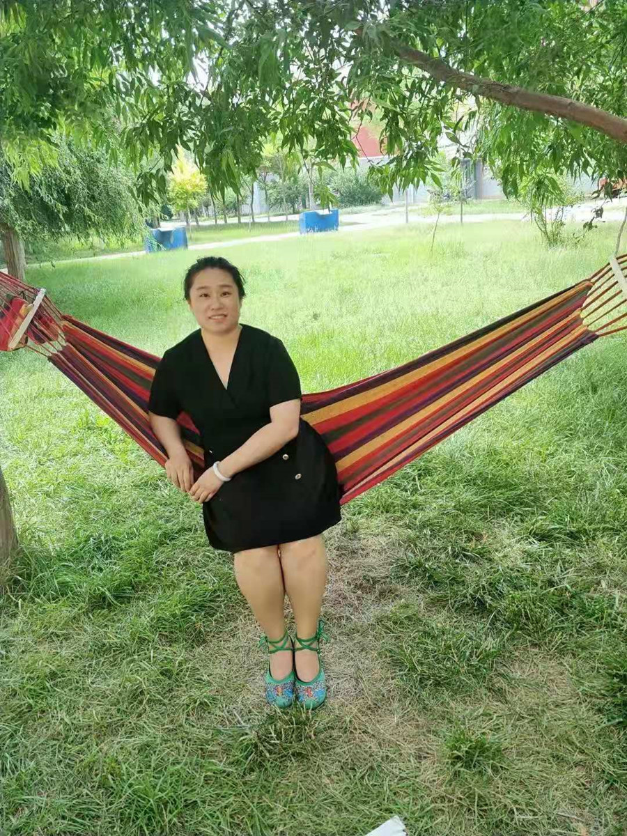 曹娅娟1_副本.jpg